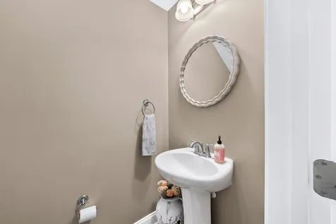 1636 Shadow Green Drive Franklin TN 37064