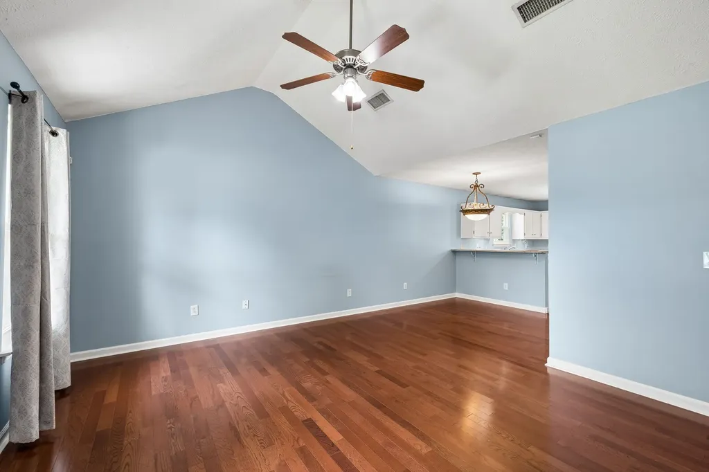 2728 Pepperdine Drive Murfreesboro TN 37128