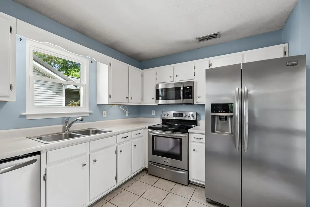 2728 Pepperdine Drive Murfreesboro TN 37128