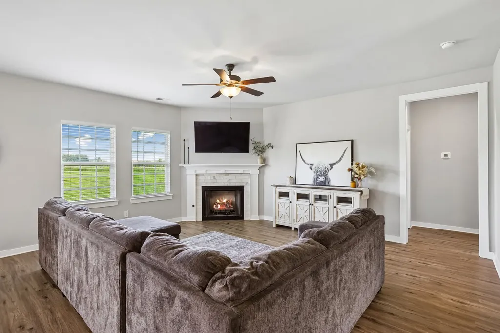 731 N Main Street Morrison TN 37357