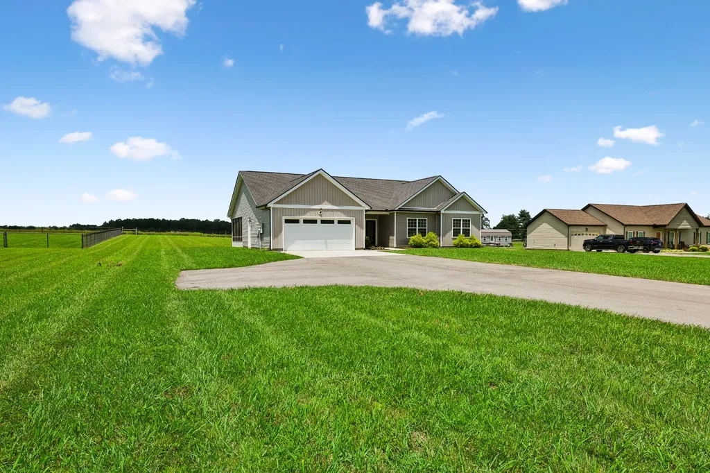731 N Main Street Morrison TN 37357