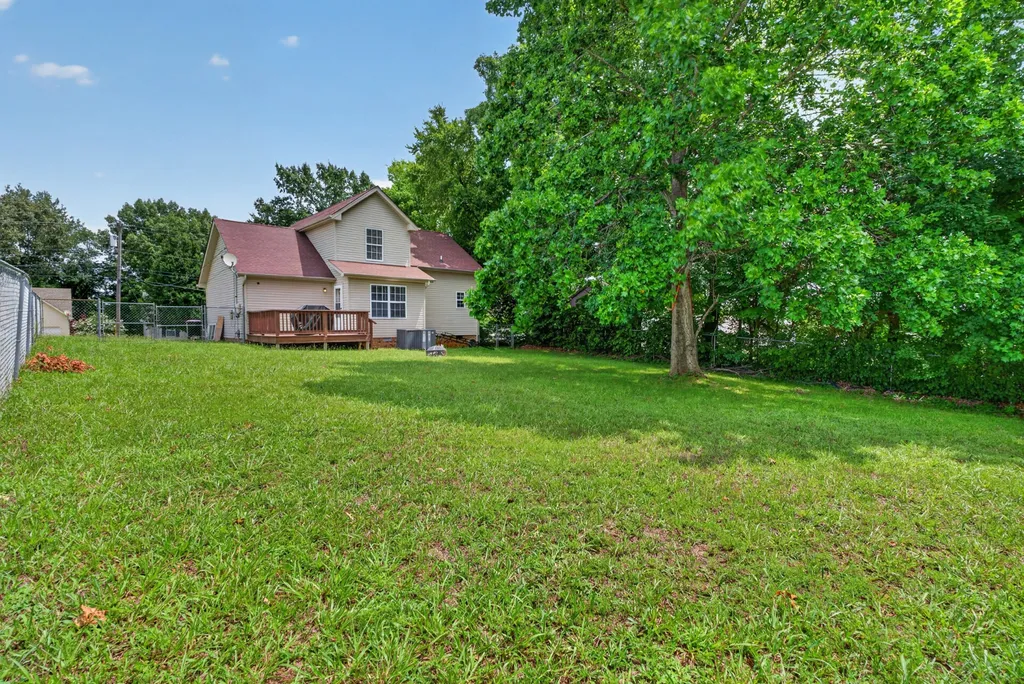 1096 Gunpoint Drive Clarksville TN 37042