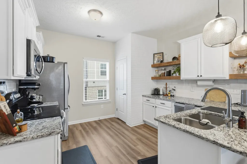 107 Jean Alyne Dotson Drive La Vergne TN 37086