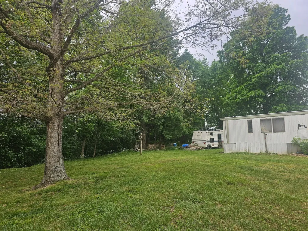 506 Blue Door Road Portland TN 37148
