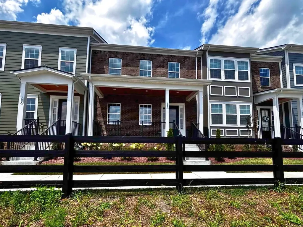 104 Ireton Alley Antioch TN 37013