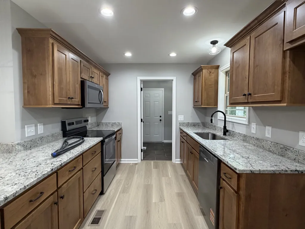 614 Wanda Lane Tullahoma TN 37388