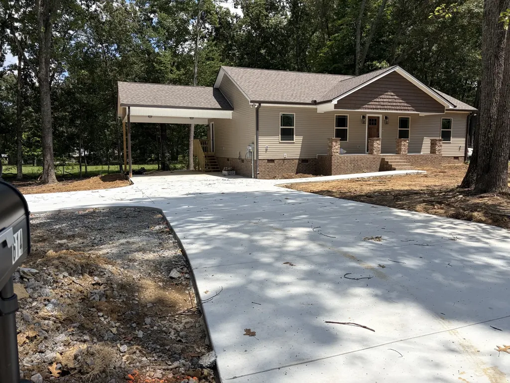 614 Wanda Lane Tullahoma TN 37388