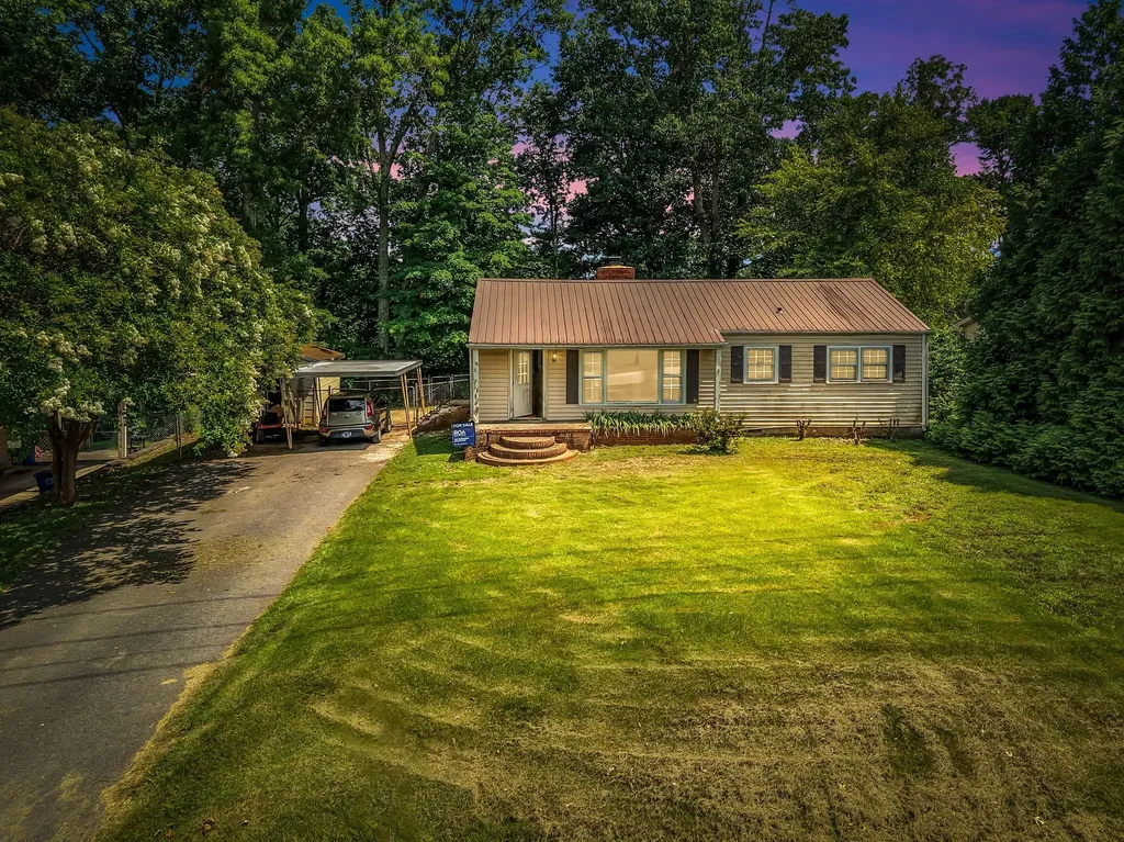 205 Cliffside Avenue Shelbyville TN 37160
