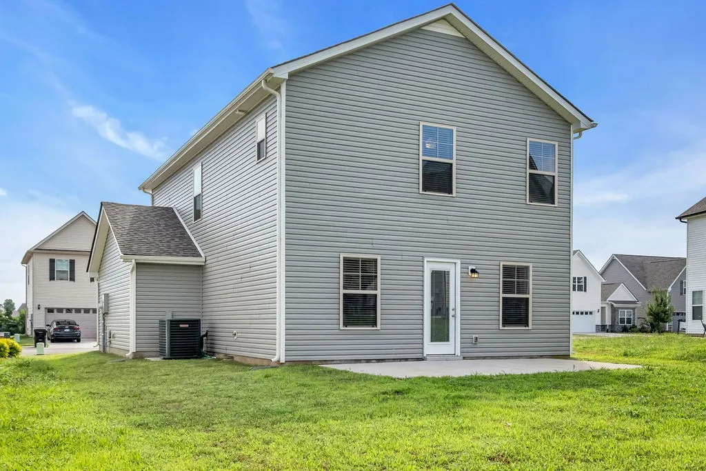 1648 Secretariat Trace Murfreesboro TN 37128