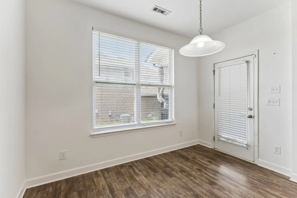 4152 Dwight Way Murfreesboro TN 37128
