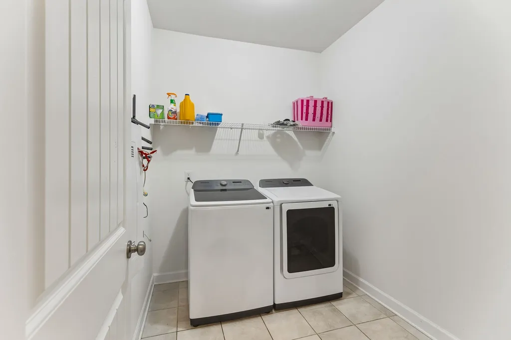 4152 Dwight Way Murfreesboro TN 37128