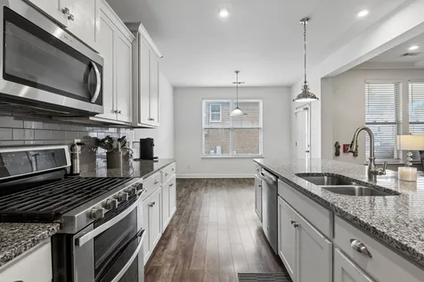 4152 Dwight Way Murfreesboro TN 37128