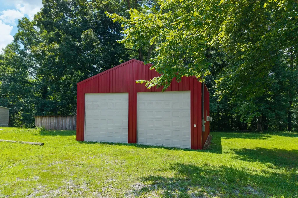 15112 Dodson Branch Highway Cookeville TN 38501