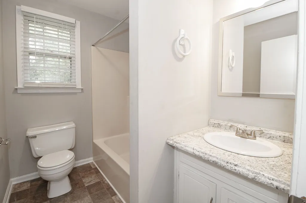 398 Louise Lane Clarksville TN 37042