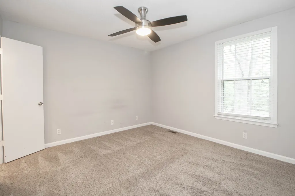 398 Louise Lane Clarksville TN 37042