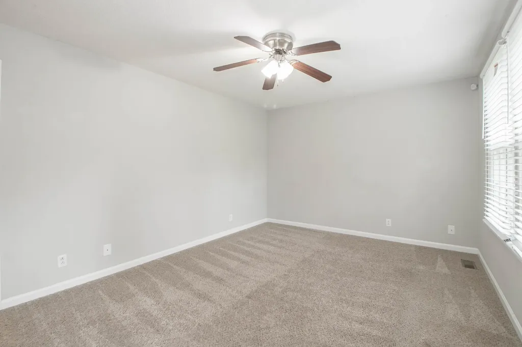 398 Louise Lane Clarksville TN 37042