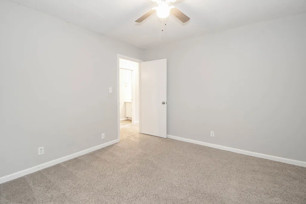 398 Louise Lane Clarksville TN 37042