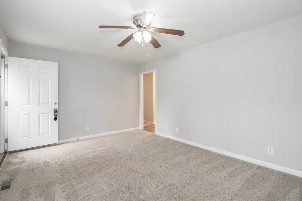 398 Louise Lane Clarksville TN 37042