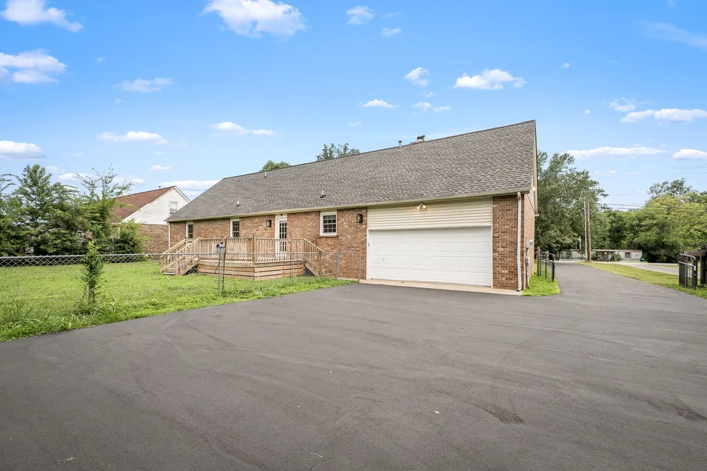 4030 Sulphur Springs Road Murfreesboro TN 37129