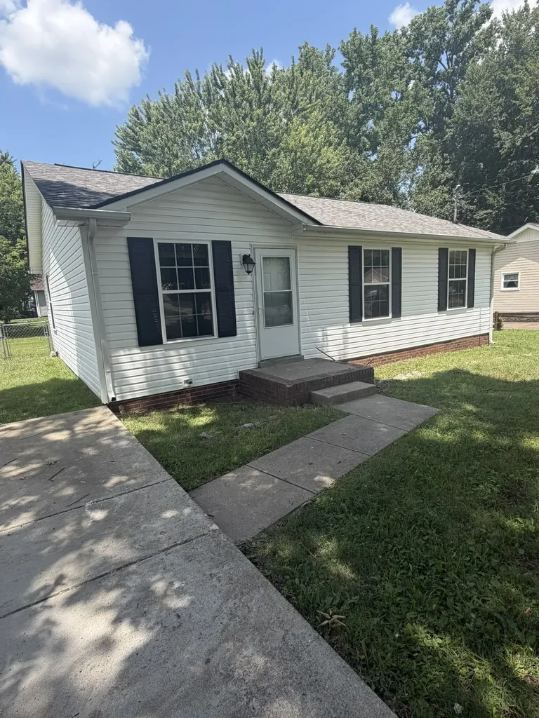 572 Lorie Lane Clarksville TN 37042
