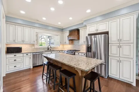 4068 Charlton Square Cookeville TN 38501