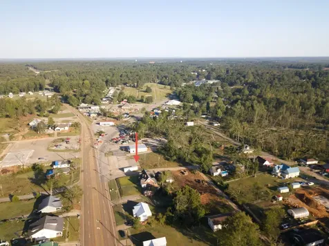 431 W Court Avenue Selmer TN 38375