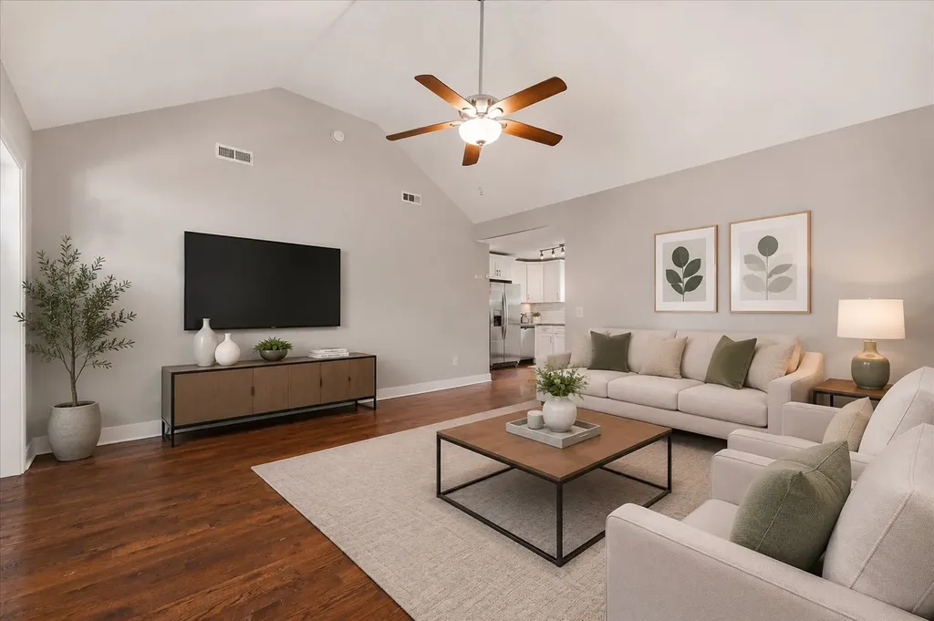 2706B Brunswick Drive Nashville TN 37207