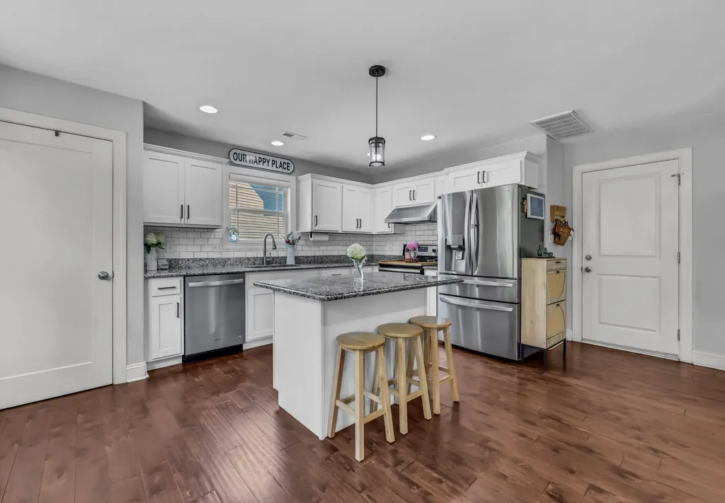 2594 Alex Overlook Way Clarksville TN 37043