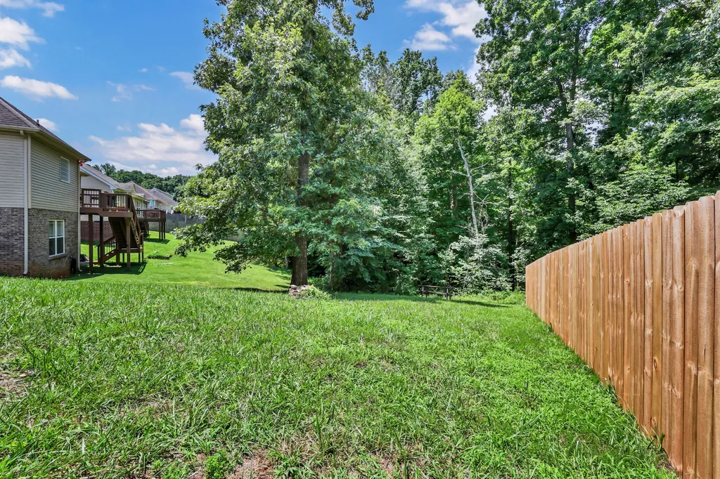 2594 Alex Overlook Way Clarksville TN 37043