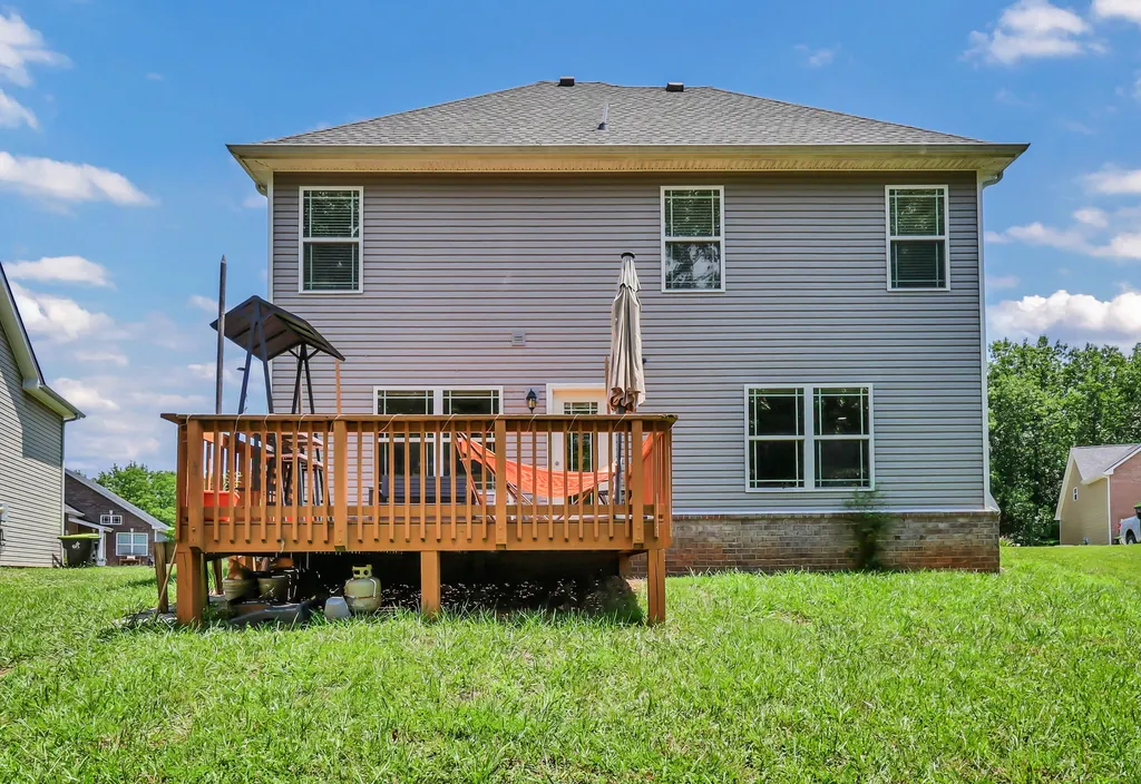 2594 Alex Overlook Way Clarksville TN 37043