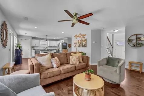 2594 Alex Overlook Way Clarksville TN 37043
