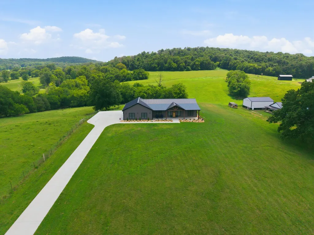 4520 Cedar Bluff Road Lebanon TN 37087