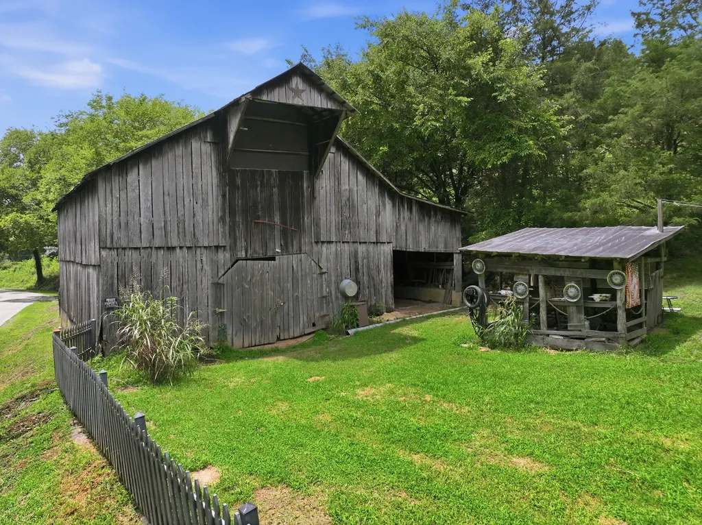89 Conditt Hollow Road Elmwood TN 38560