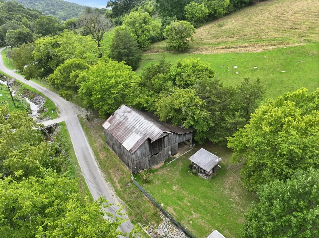 89 Conditt Hollow Road Elmwood TN 38560