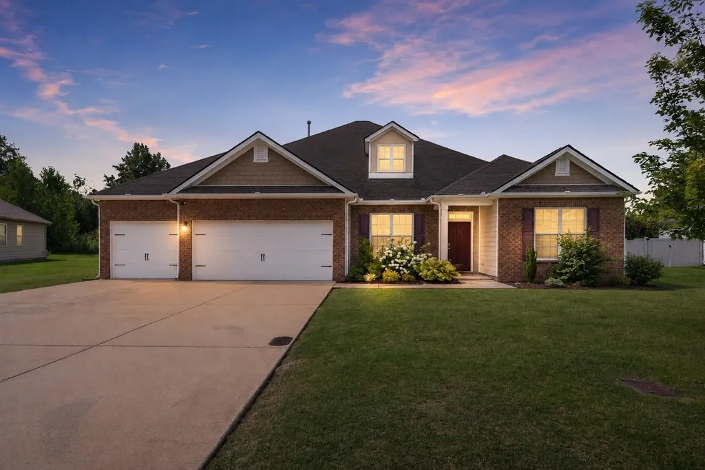 1016 Webbs Retreat Lane Murfreesboro TN 37128