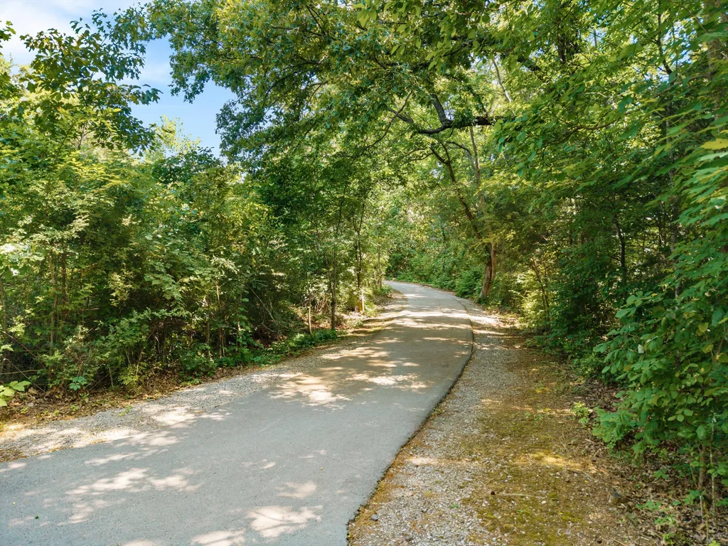 1016 Webbs Retreat Lane Murfreesboro TN 37128