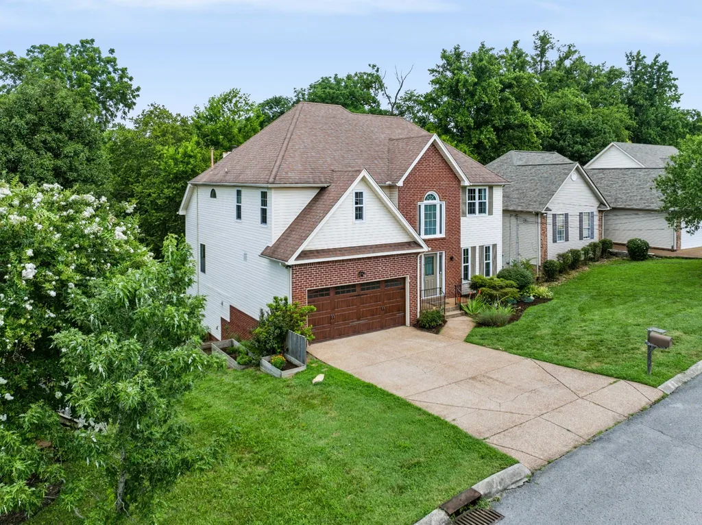 2764 Call Hill Road Nashville TN 37211