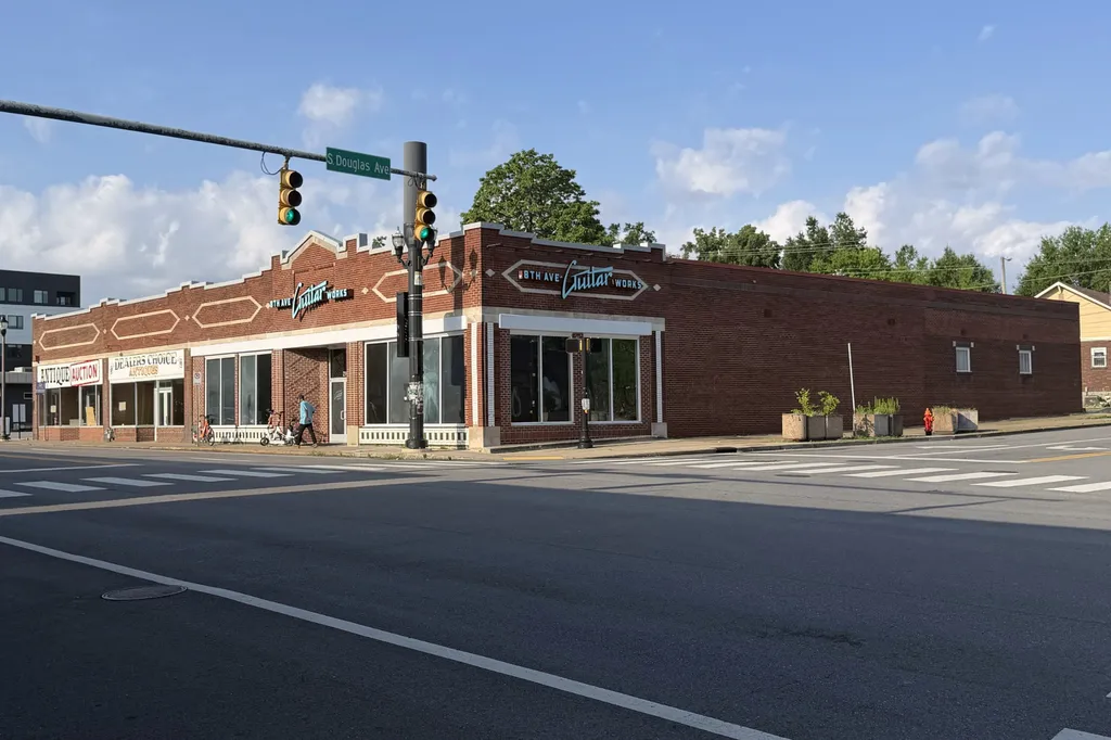 2407 8th Ave, S Nashville TN 37204