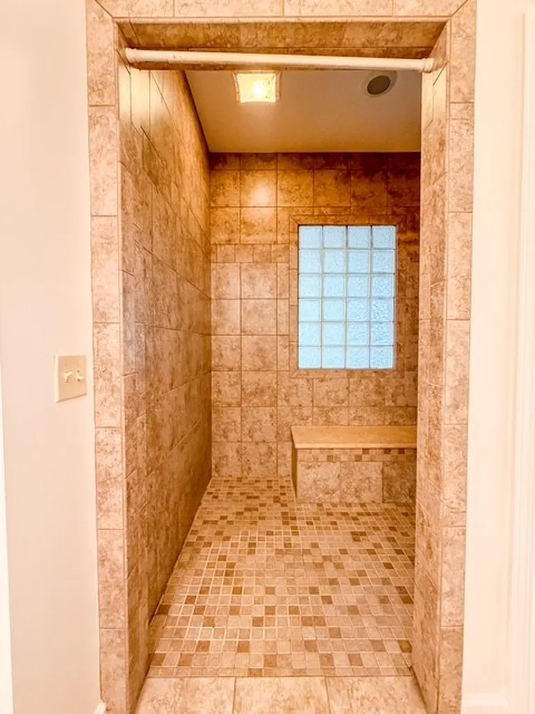 1077 Claylick Road White Bluff TN 37187