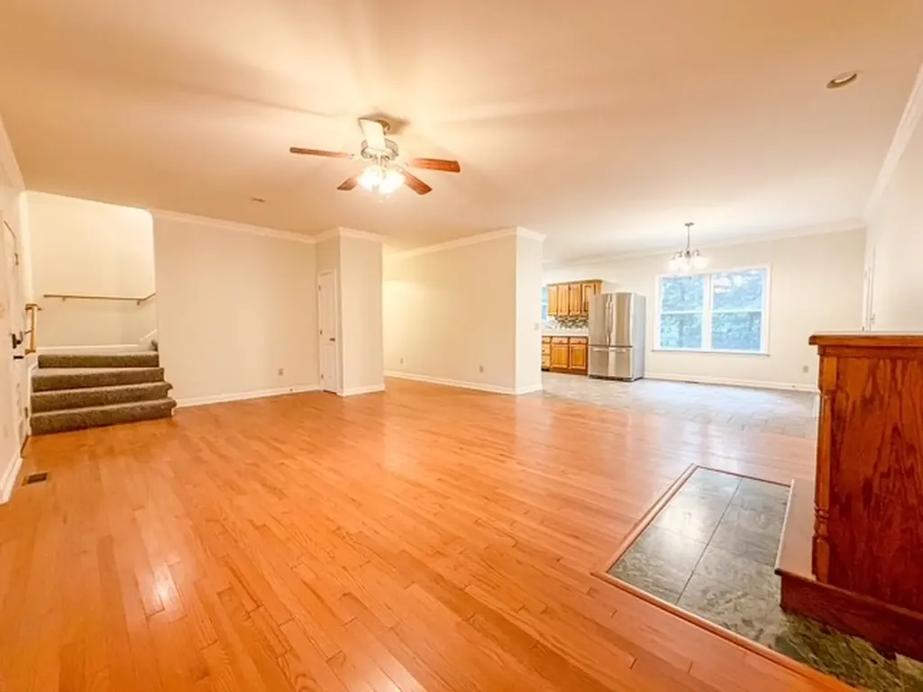 1077 Claylick Road White Bluff TN 37187