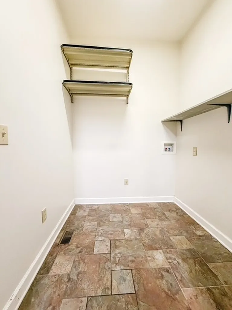 1077 Claylick Road White Bluff TN 37187