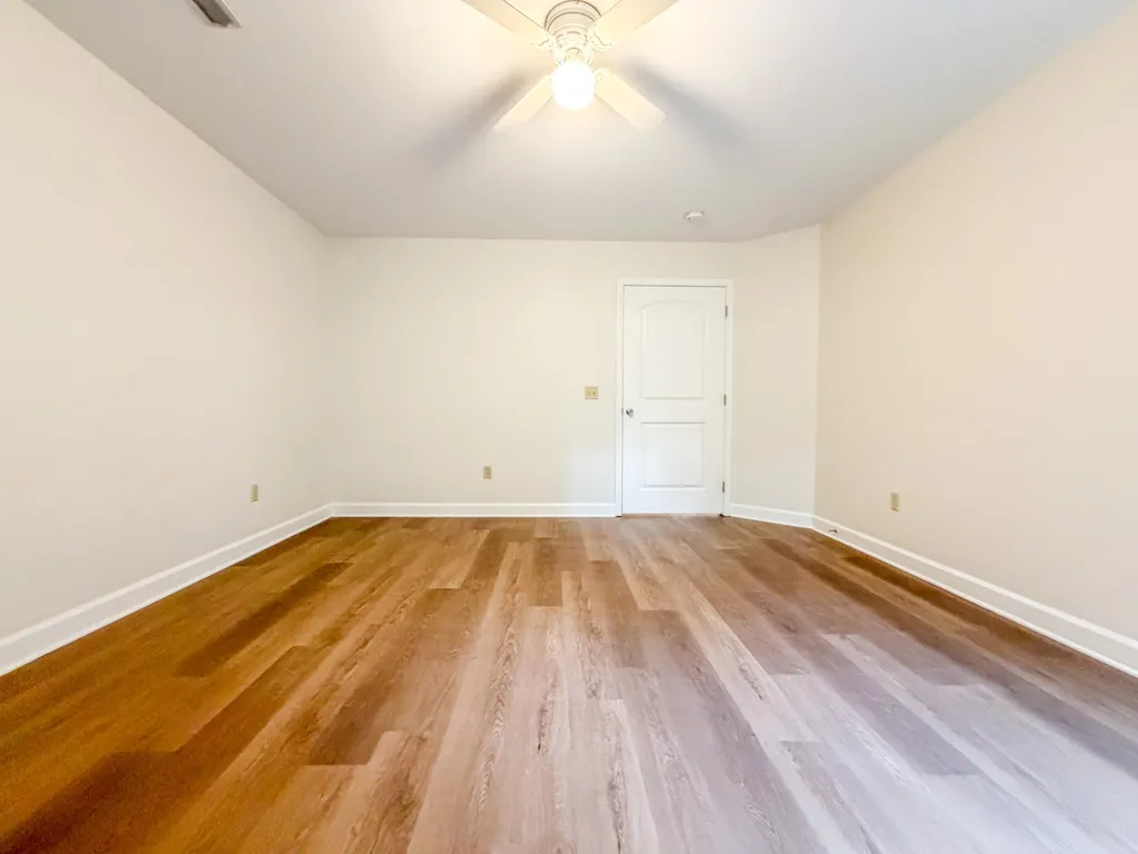 1077 Claylick Road White Bluff TN 37187
