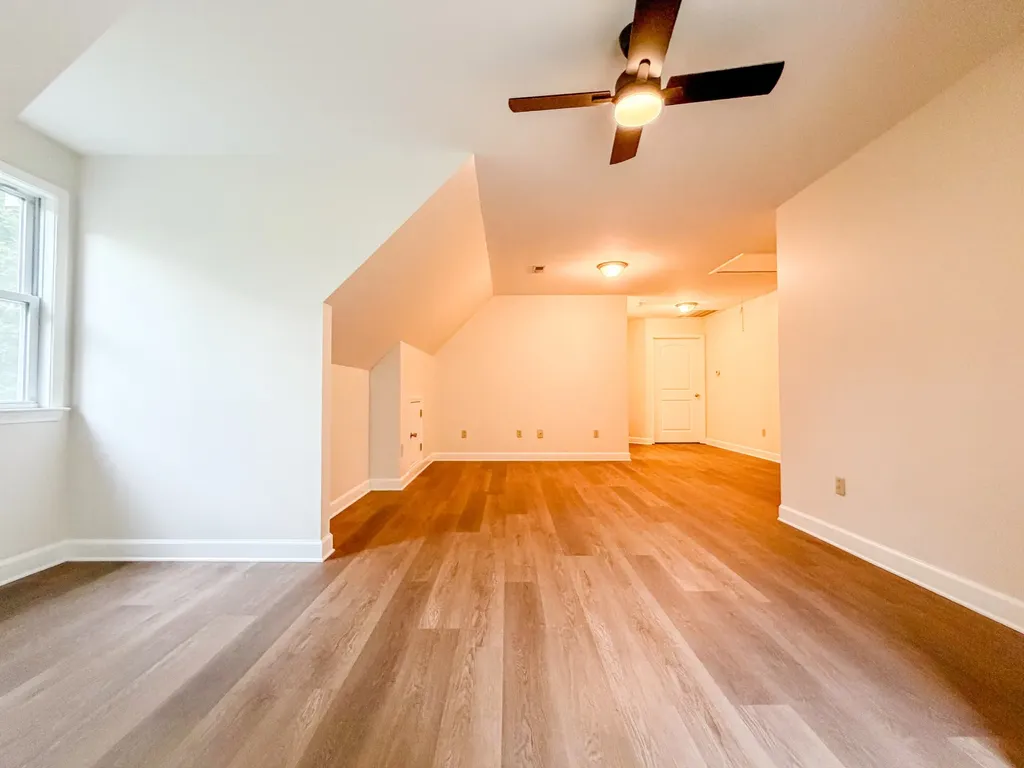1077 Claylick Road White Bluff TN 37187