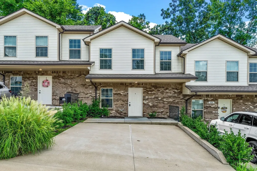 428 Glenstone Springs Drive Clarksville TN 37043