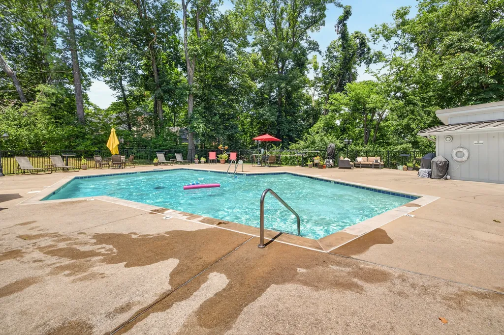 153 Harpeth Trace Summit Nashville TN 37221