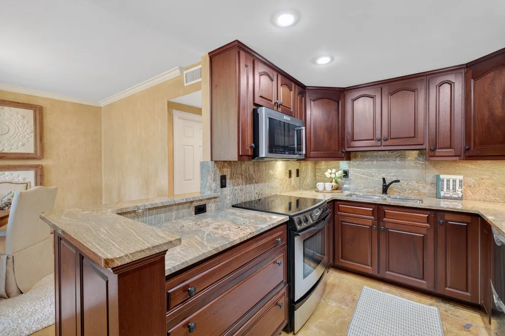 153 Harpeth Trace Summit Nashville TN 37221