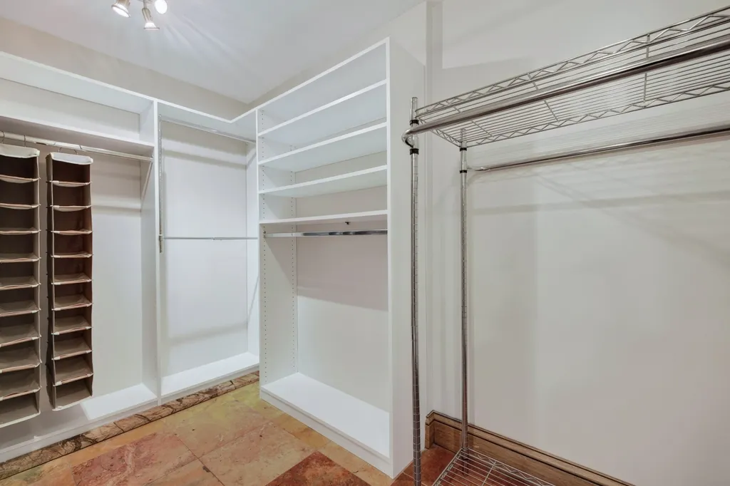 153 Harpeth Trace Summit Nashville TN 37221