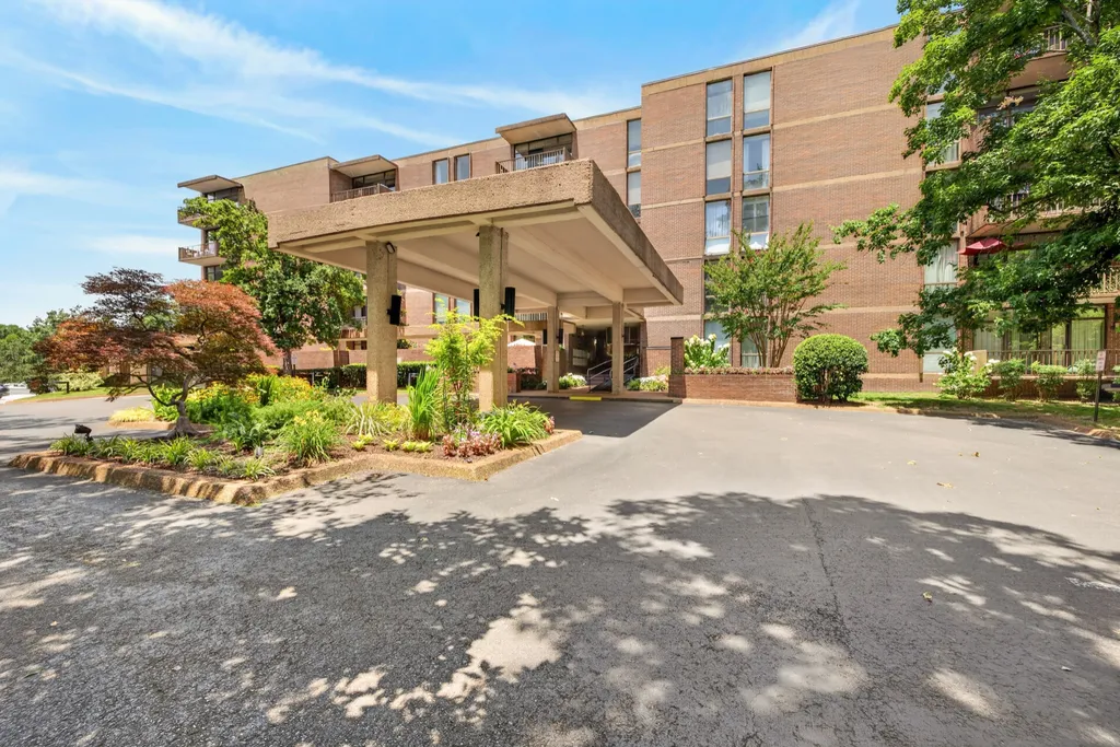 153 Harpeth Trace Summit Nashville TN 37221