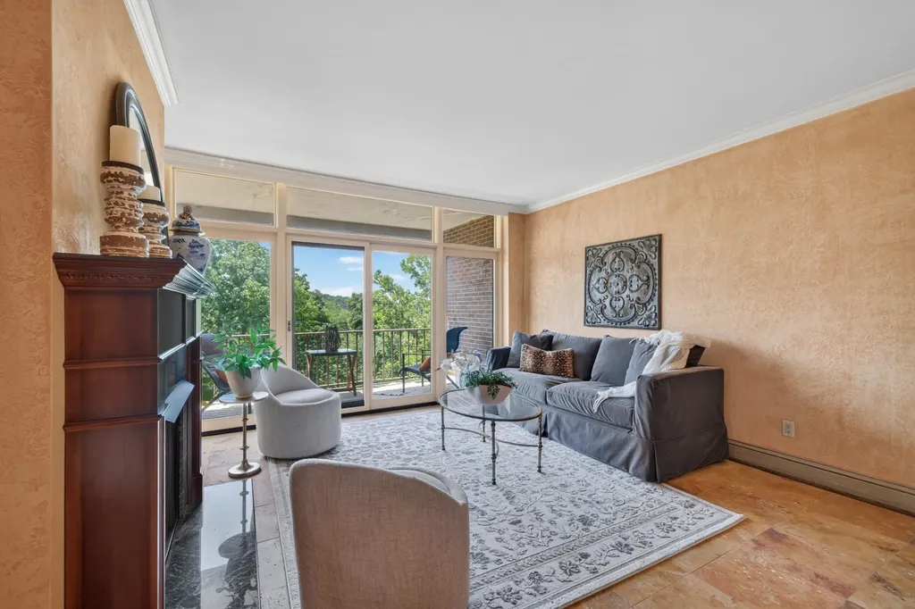 153 Harpeth Trace Summit Nashville TN 37221