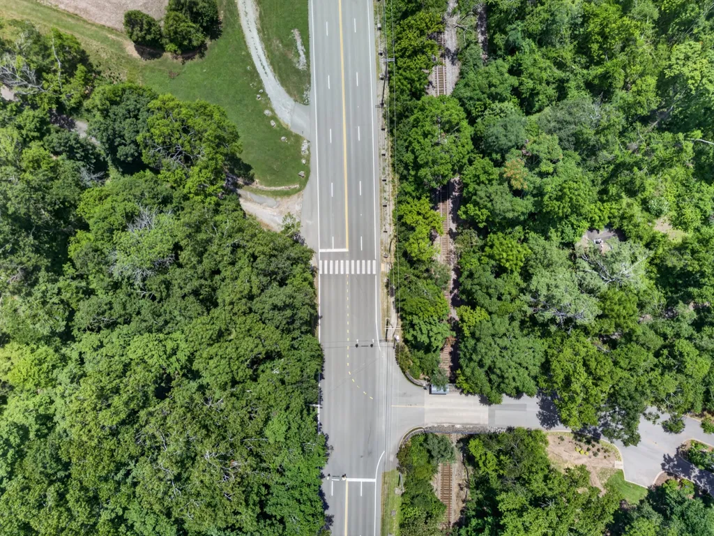 153 Harpeth Trace Summit Nashville TN 37221